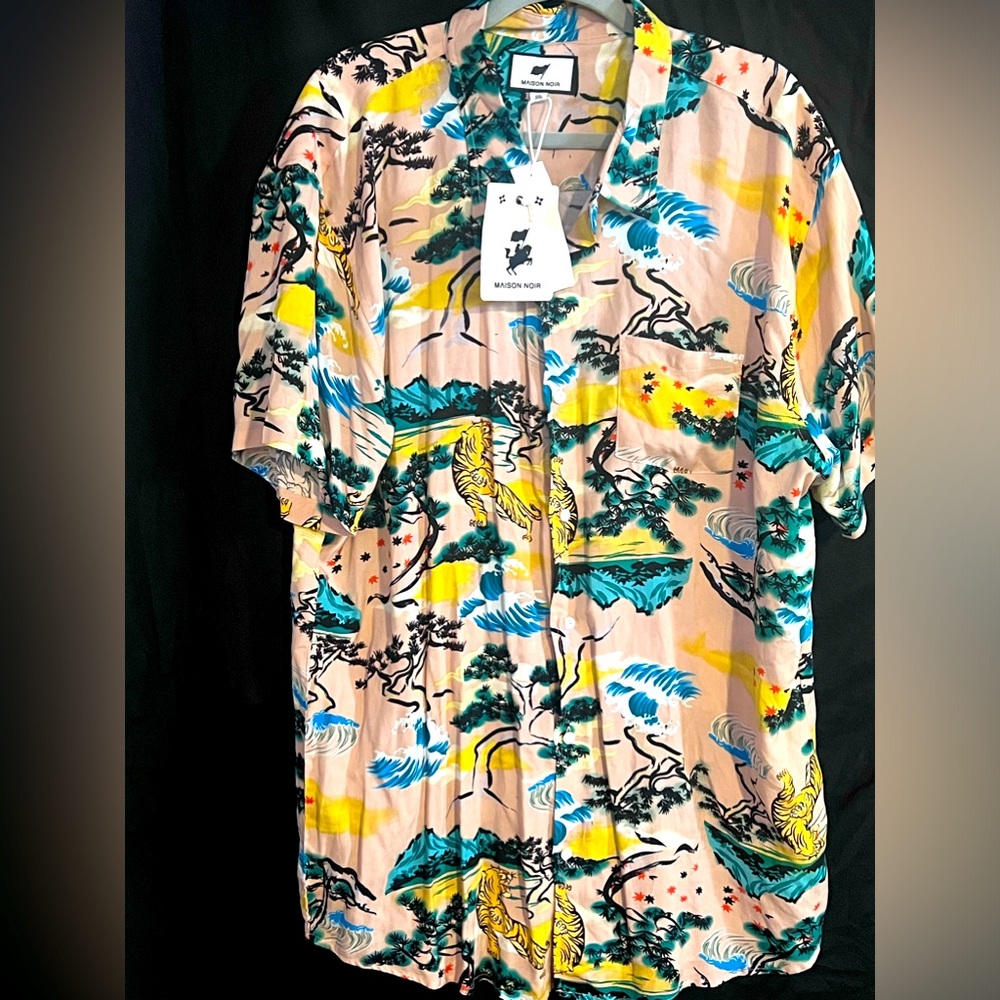 NWT Maison Noir Vacation shirt size XXXL
